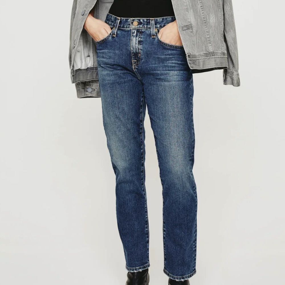 AG NWT Ex boyfriend slouchy slim jeans in 14 year Wilderness size 32